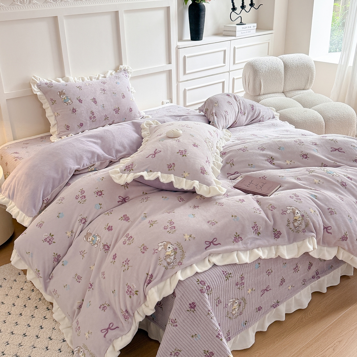 91家纺网 家纺一手货源 找家纺 潘朵拉家纺 2025新款法式牛奶绒双层花边四件套 梦露