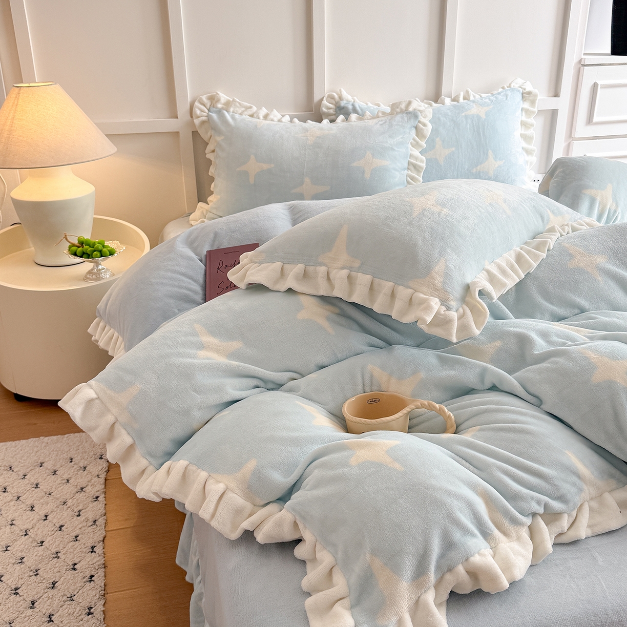 91家纺网 家纺一手货源 找家纺 潘朵拉家纺 2025新款法式牛奶绒双层花边四件套 星语