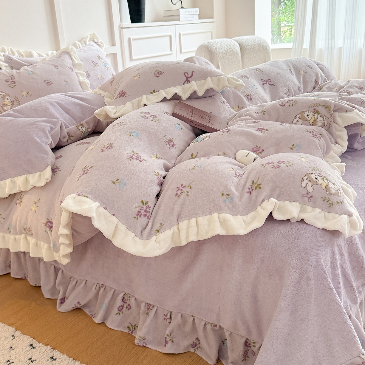 91家纺网 家纺一手货源 找家纺 潘朵拉家纺 2025新款法式牛奶绒双层花边四件套 梦露