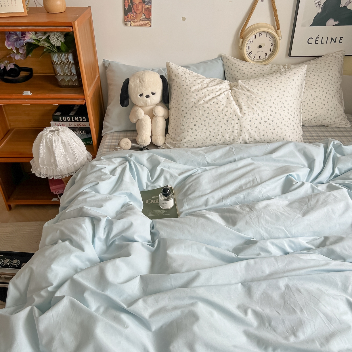 91家纺网 家纺一手货源 找家纺 对白 2025新款混搭全棉纯棉色织水洗棉四件套-西西里 西西里-天青蓝（枕套小花）