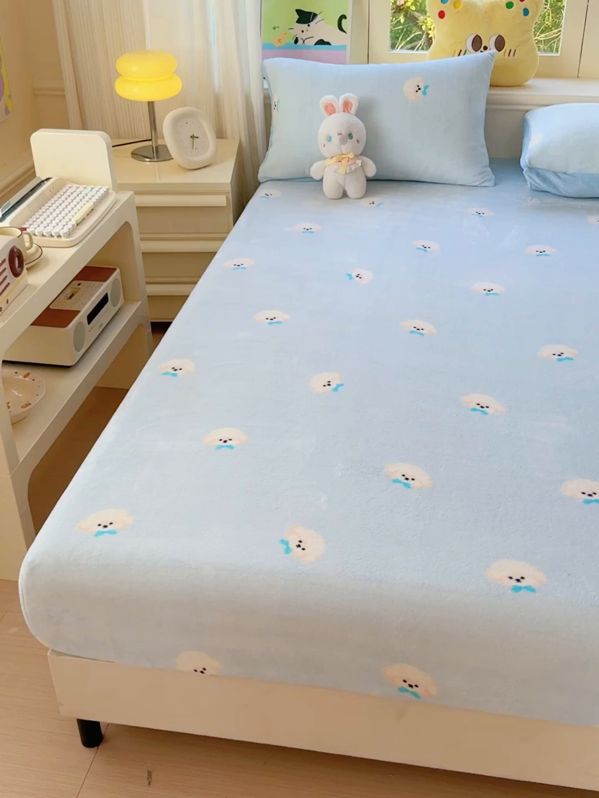 91家纺网 家纺一手货源 找家纺 澜妃 2025新款高克重软软糯糯牛奶绒单床笠CL系列（小红书推荐） CL-绒绒小狗蓝