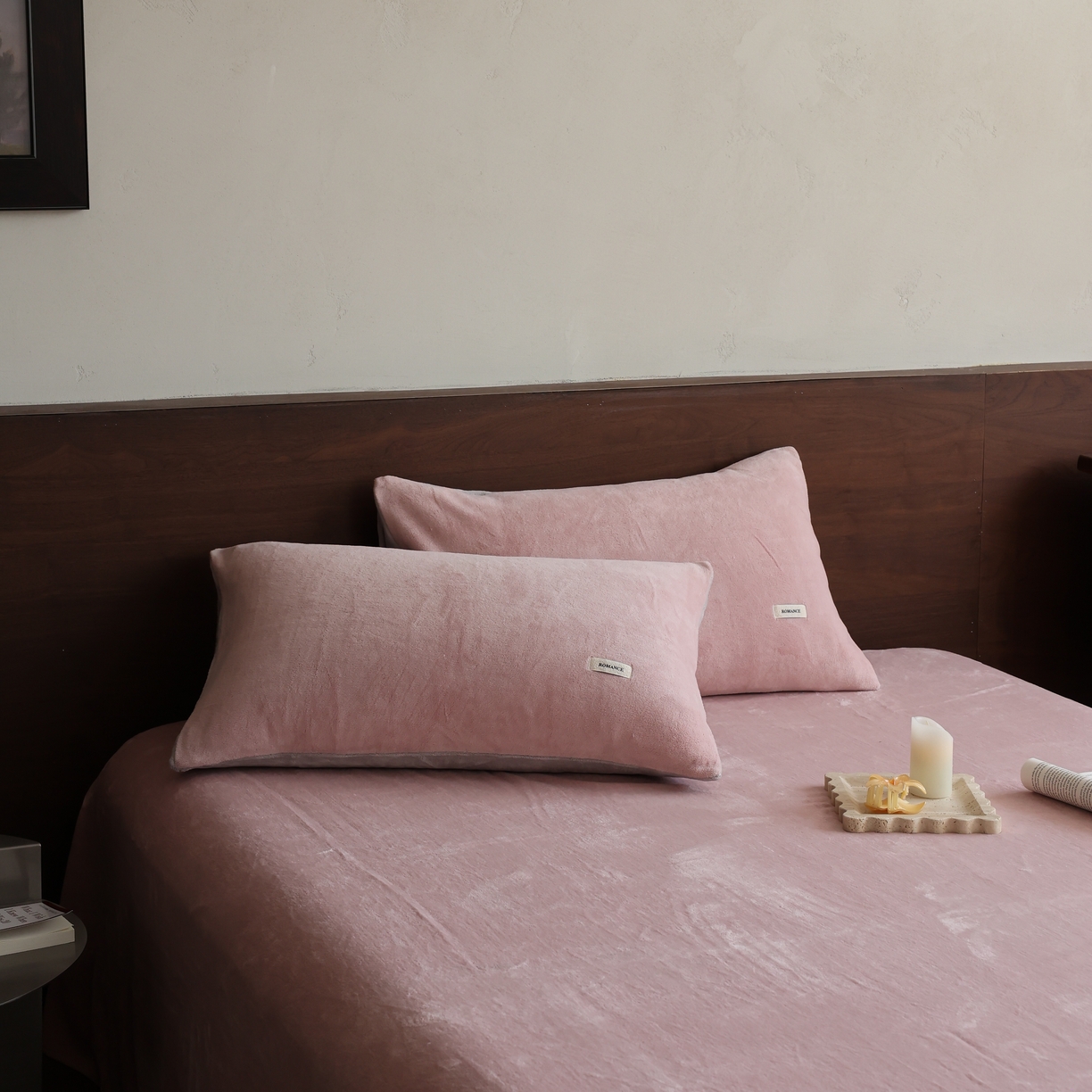 91家纺网 家纺一手货源 找家纺 （总）时光里 2025新款230克纯色简约双拼牛奶绒四件套单品枕套