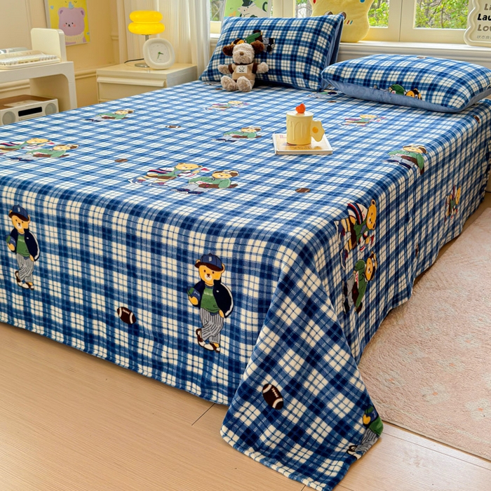 91家纺网 家纺一手货源 找家纺 澜妃 2025新款高克重软软糯糯牛奶绒单床单CD系列（小红书推荐） CD-蓝格英伦熊