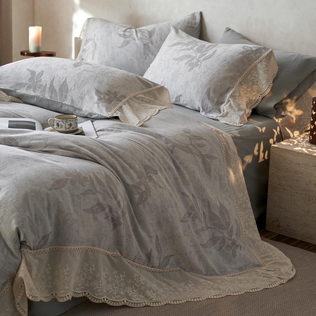 91家纺网 家纺一手货源 找家纺 涵宸家纺 2025新款A类全棉磨毛色织提花花边四件套 隐序曲