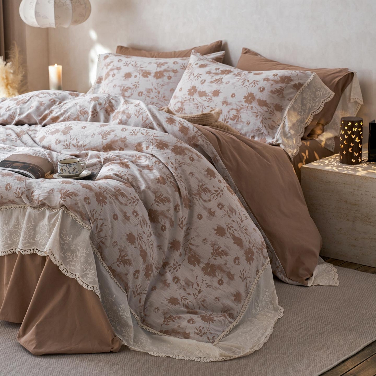 91家纺网 家纺一手货源 找家纺 涵宸家纺 2025新款A类全棉磨毛色织提花花边四件套 墨菡-咖