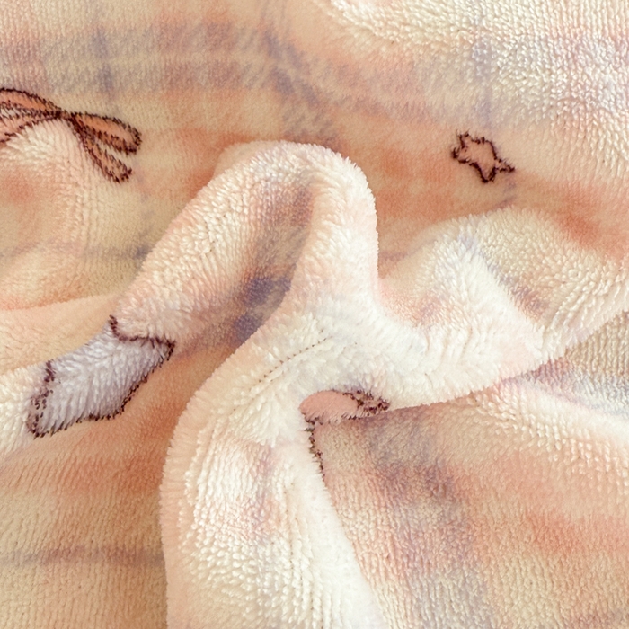 91家纺网 家纺一手货源 找家纺 芯贝儿 2025款加厚小清新花边牛奶绒卡通四件套 Q萌小熊