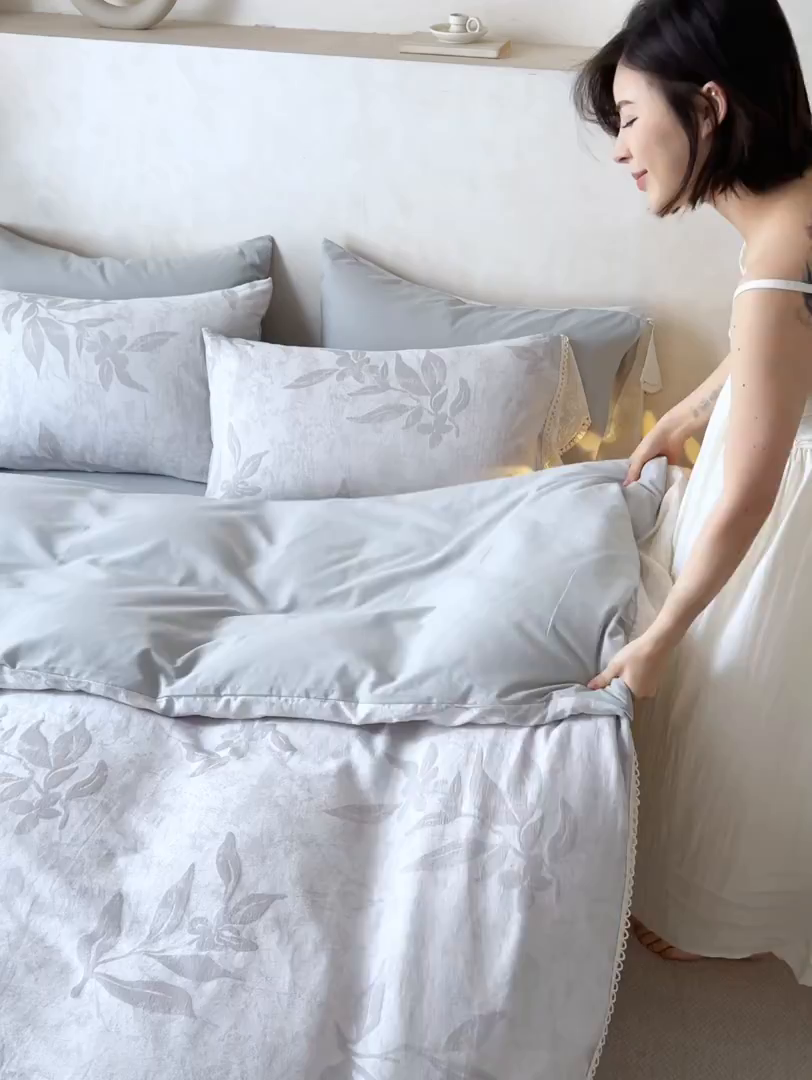 91家纺网 家纺一手货源 找家纺 涵宸家纺 2025新款A类全棉磨毛色织提花花边四件套 隐序曲