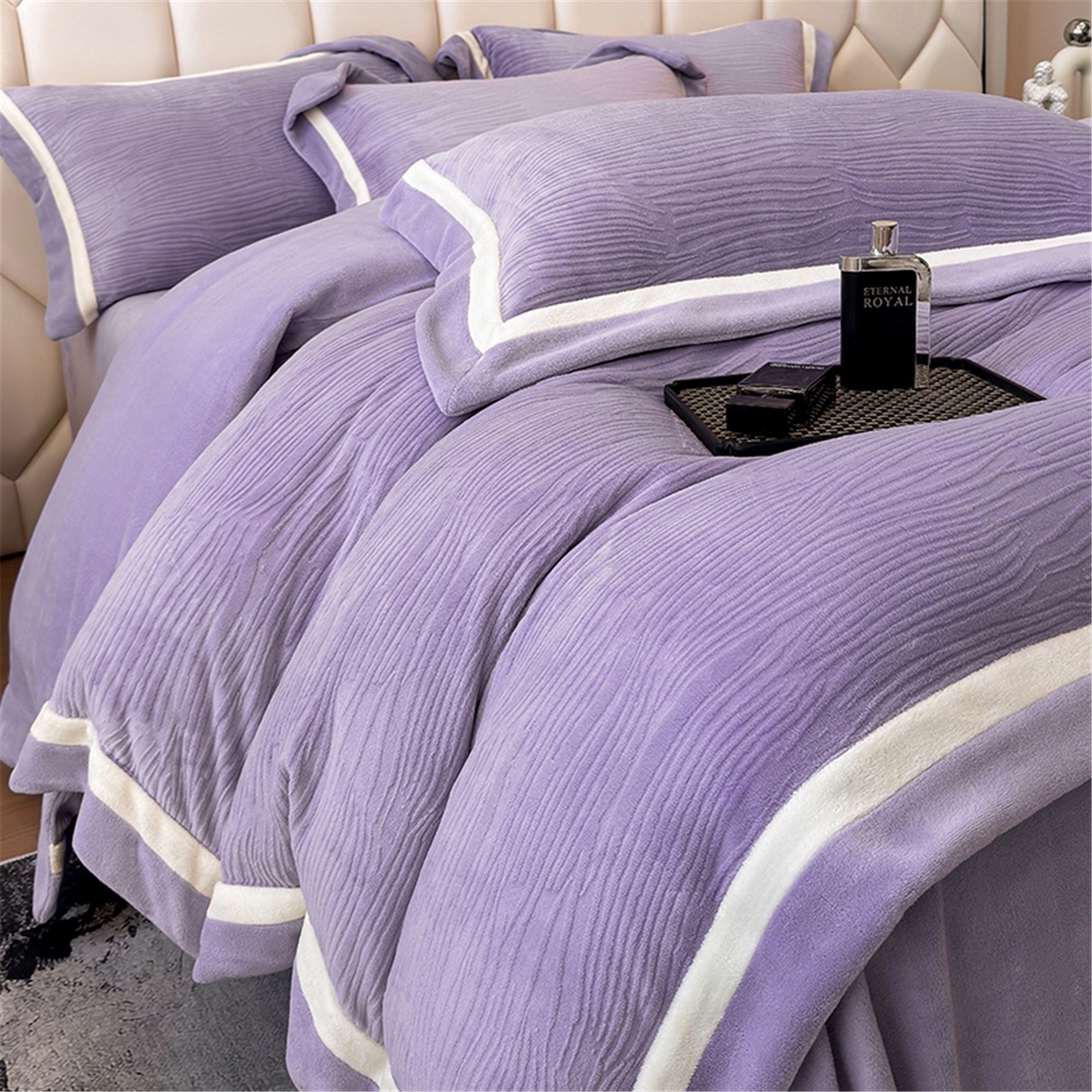 91家纺网 家纺一手货源 找家纺 家居1号家纺 2025新款230克全消光瑞丽牛奶绒烂花四件套（控价标准258加大278 会员优惠10元） 瑞丽-优雅紫