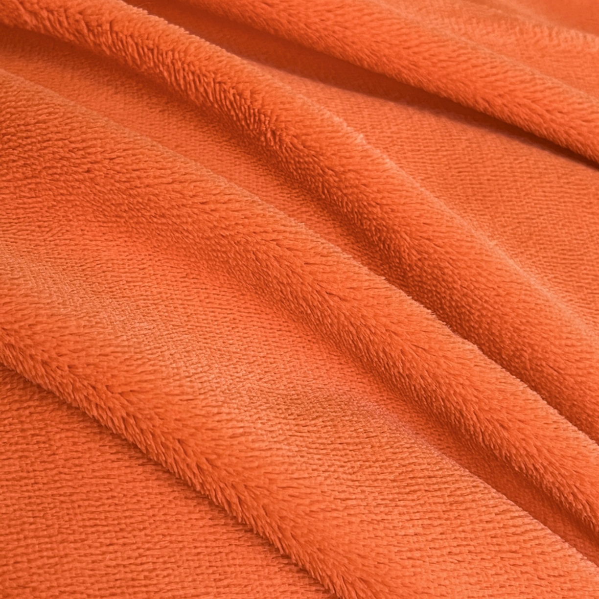 91家纺网 家纺一手货源 找家纺 露梦家纺 2025新款A类牛奶绒工艺款刺绣四件套-艾伦系列（提供买家秀） 艾伦-玛仕橙