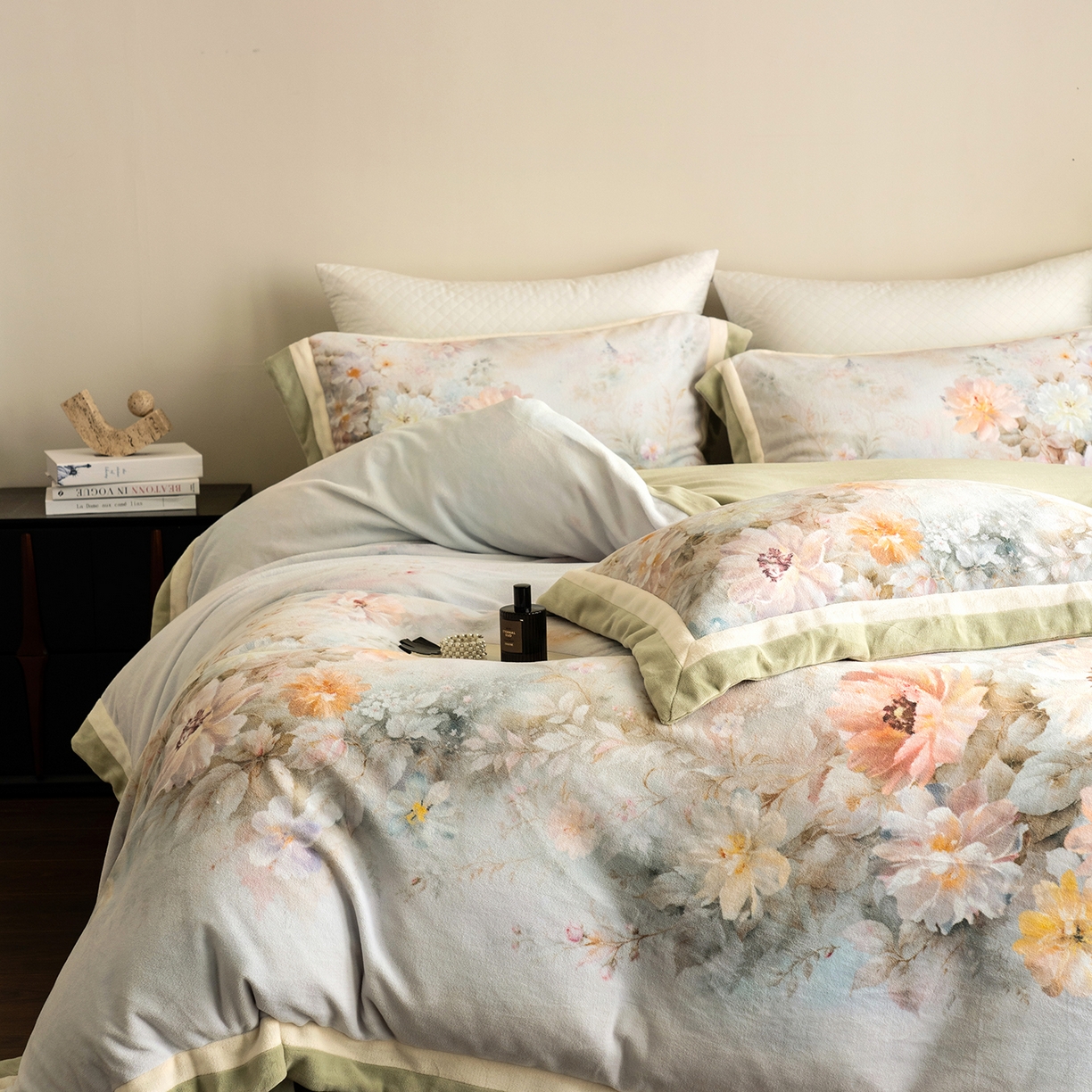 91家纺网 家纺一手货源 找家纺 佳汐蓝家纺 2025新款全消光牛奶绒数码印花四件套-沁园春系列 沁园春-绿