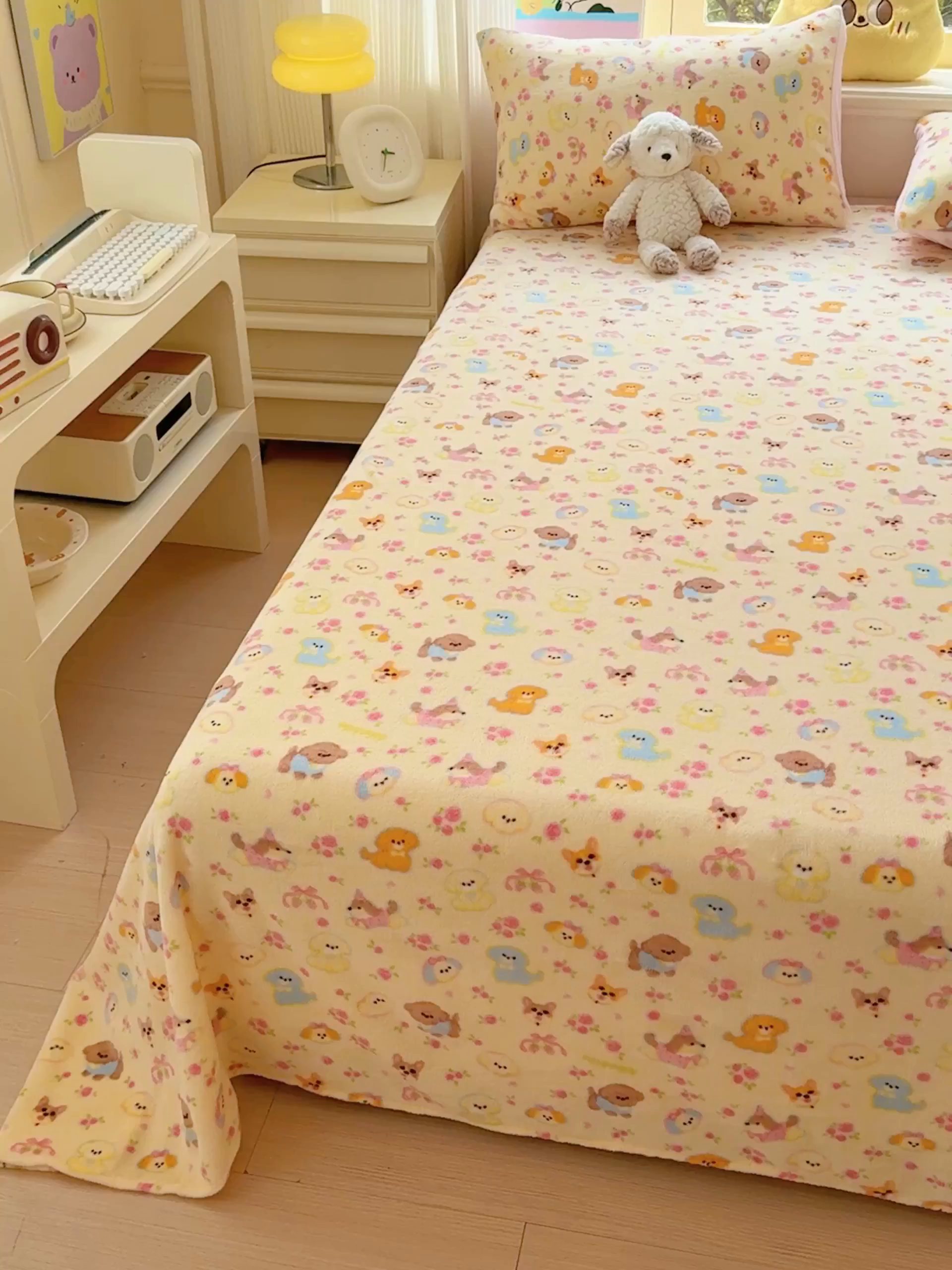 91家纺网 家纺一手货源 找家纺 澜妃 2025新款高克重软软糯糯牛奶绒单床单CD系列（小红书推荐） CD-卖萌修狗