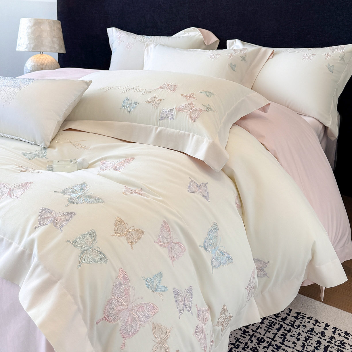 91家纺网 家纺一手货源 找家纺 （总）家居1号家纺 2025新款超细旦纯棉磨毛四件套-蝶舞（控价标准288加大308 会员优惠10元）