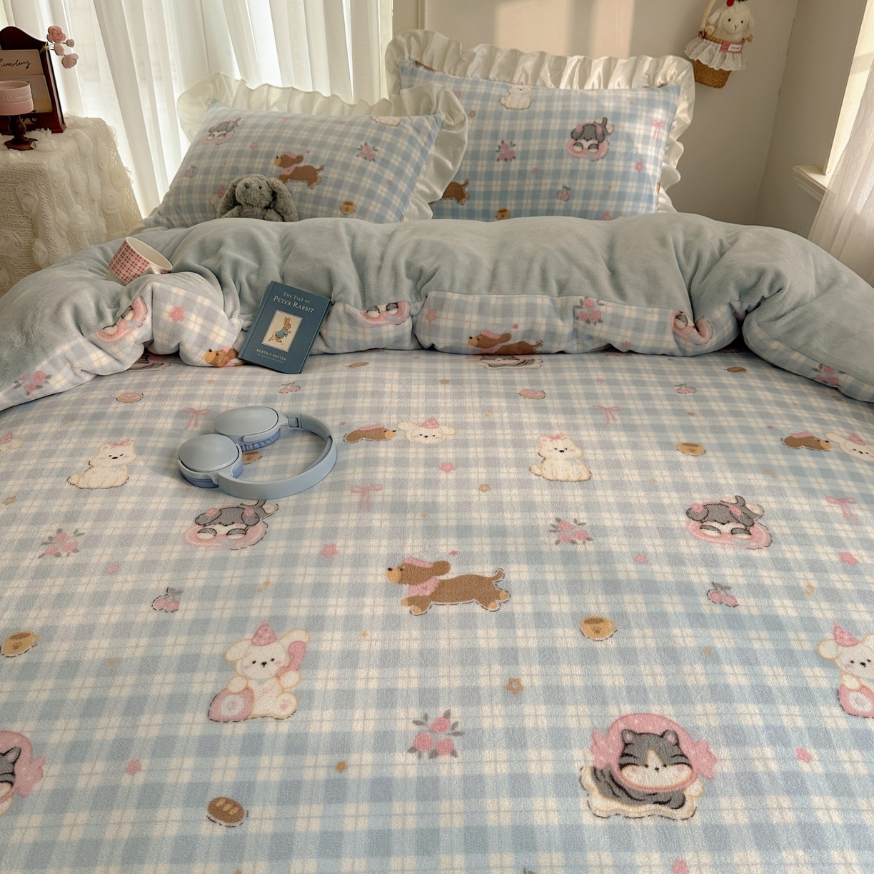 91家纺网 家纺一手货源 找家纺 （总）萝莉家纺 2025秋冬新品韩版花边款加厚牛奶绒四件套