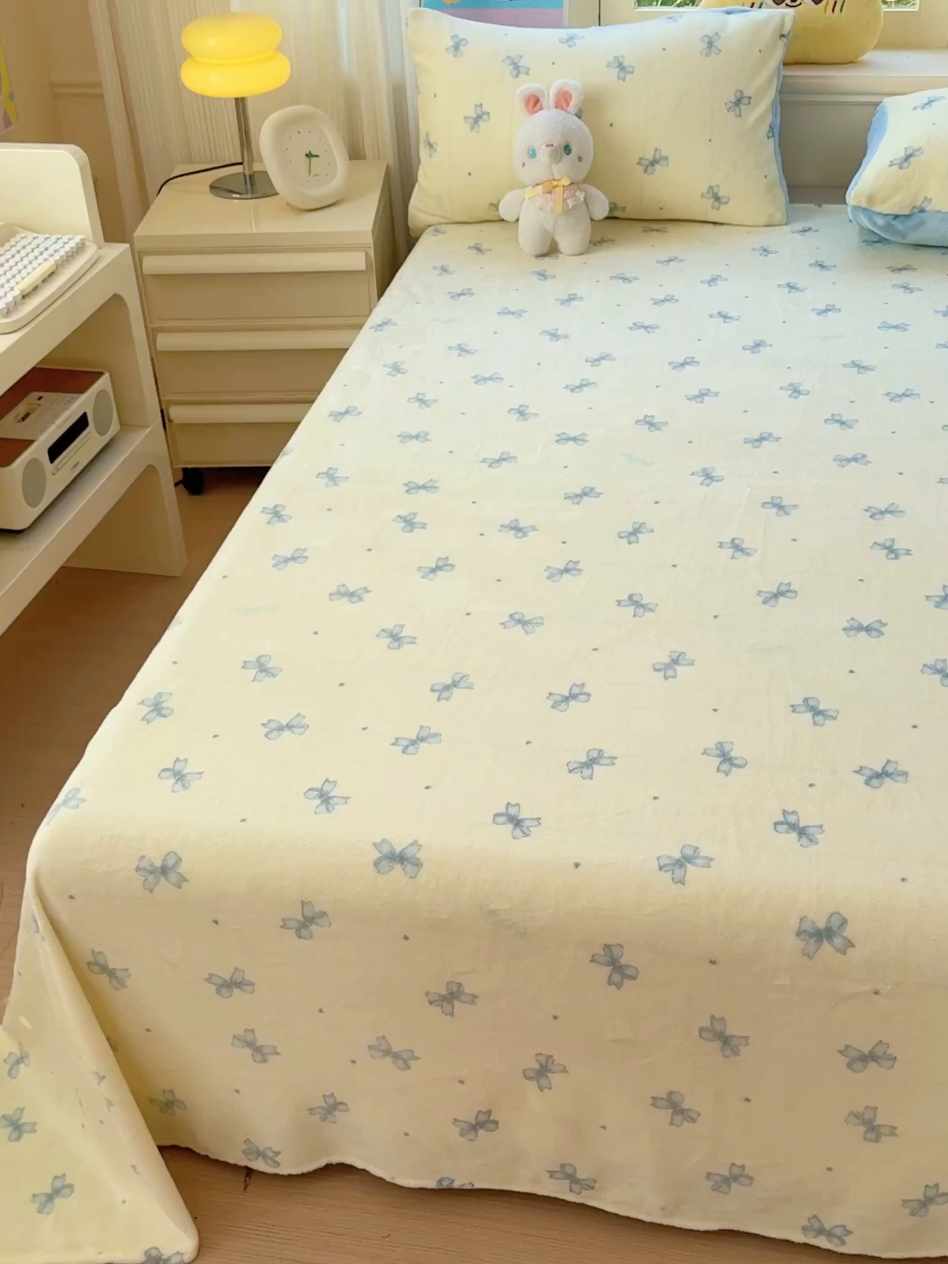 91家纺网 家纺一手货源 找家纺 澜妃 2025新款高克重软软糯糯牛奶绒单床单CD系列（小红书推荐） CD-梦幻