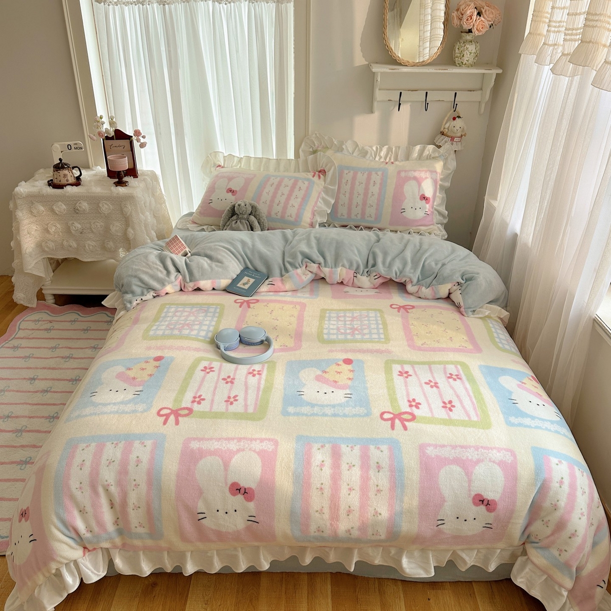 萝莉家纺 2025秋冬新品韩版花边款加厚牛奶绒四件套 可爱猫