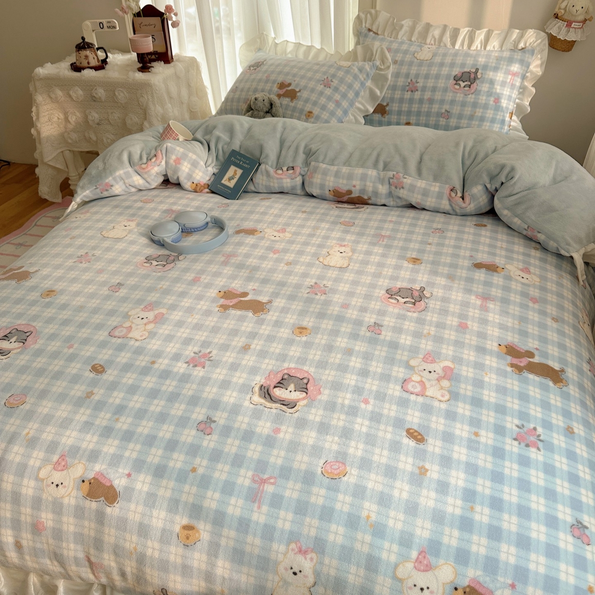 91家纺网 家纺一手货源 找家纺 （总）萝莉家纺 2025秋冬新品韩版花边款加厚牛奶绒四件套