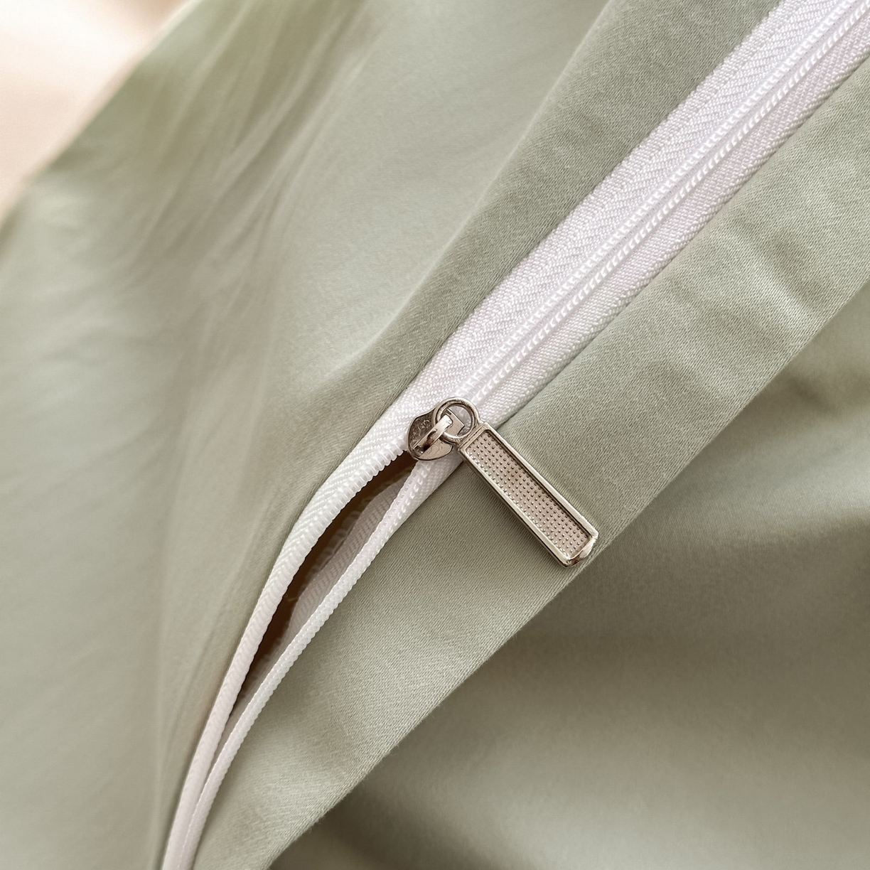 91家纺网 家纺一手货源 找家纺 拼社家纺 2025秋冬A类全棉加厚磨毛四件套刺绣纯棉不掉毛四件套-缪斯（提供买家秀） 缪斯-奶酪黄+抹茶绿