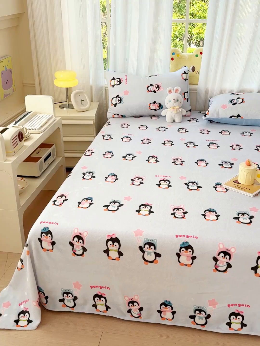 91家纺网 家纺一手货源 找家纺 澜妃 2025新款高克重软软糯糯牛奶绒单床单CD系列（小红书推荐） CD-企鹅星球