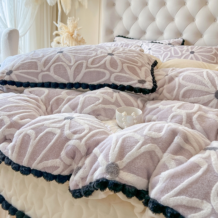 91家纺网 家纺一手货源 找家纺 网红馆（ck家纺） 2025新款兔毛绒牛奶绒床盖四件套-花悠然 花悠然-紫色