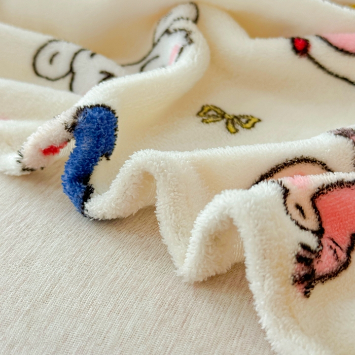 91家纺网 家纺一手货源 找家纺 澜妃 2025新款高克重软软糯糯牛奶绒单床单CD系列（小红书推荐） CD-小小新