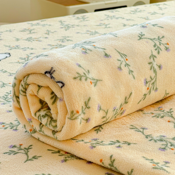 91家纺网 家纺一手货源 找家纺 澜妃 2025新款高克重软软糯糯牛奶绒单床单CD系列（小红书推荐） CD-枝枝兔