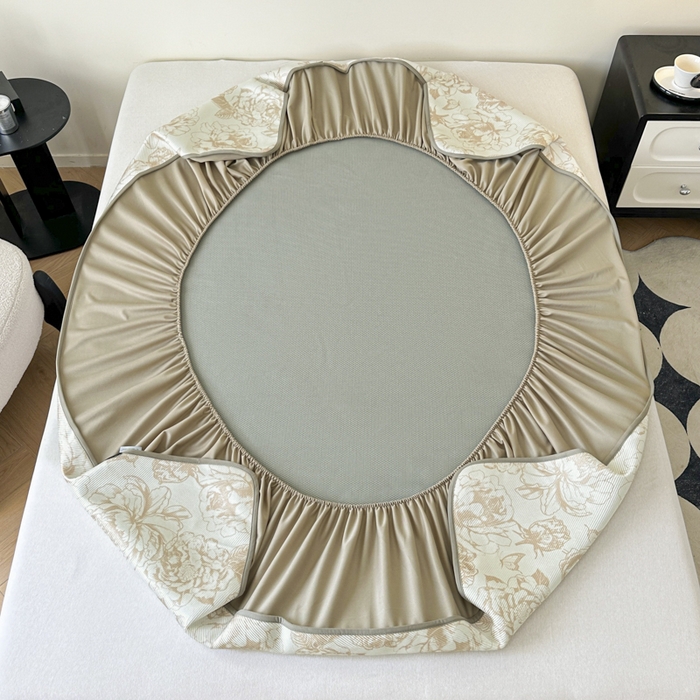 91家纺网 家纺一手货源 找家纺 宜代光年 2025新款数码印花冰藤席 床笠 冰藤牡丹 咖