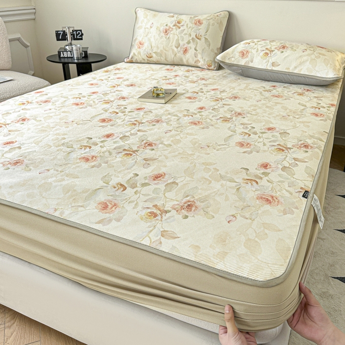 91家纺网 家纺一手货源 找家纺 宜代光年 2025新款数码印花冰藤席 床笠-冰藤玉琼枝 米黄