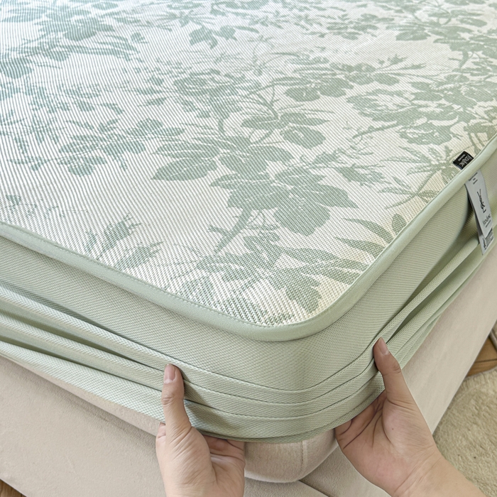 91家纺网 家纺一手货源 找家纺 宜代光年 2025新款数码印花冰藤席 床笠-冰藤繁花 绿