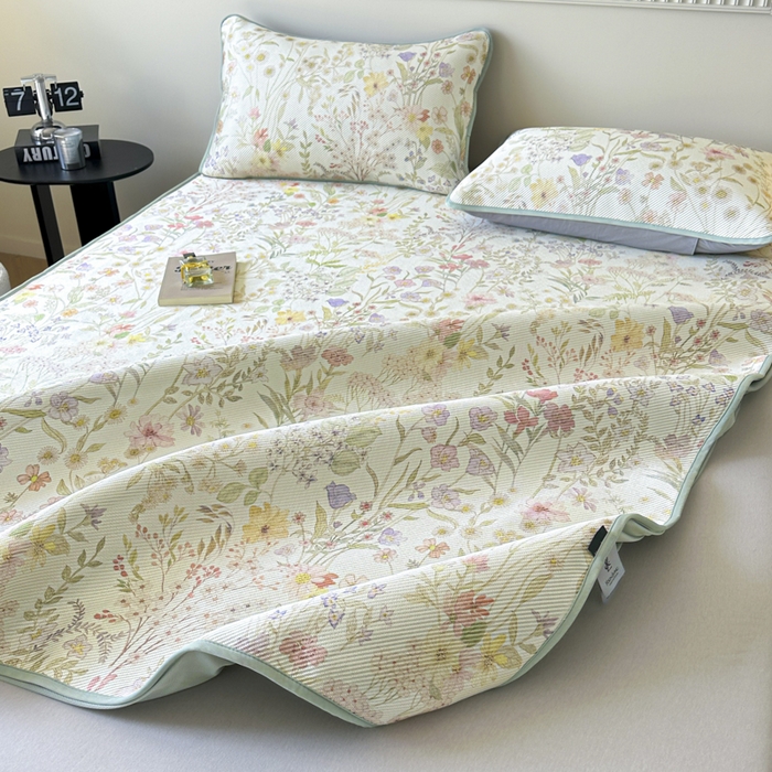 91家纺网 家纺一手货源 找家纺 宜代光年 2025新款数码印花冰藤席 床笠-冰藤醉花季