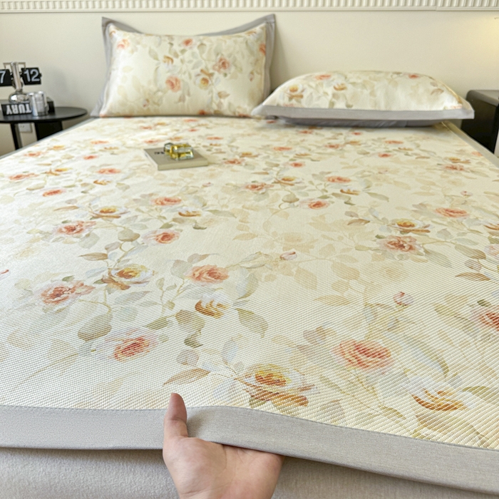 91家纺网 家纺一手货源 找家纺 宜代光年 2025新款数码印花冰藤席 床席-冰藤玉琼枝 米黄