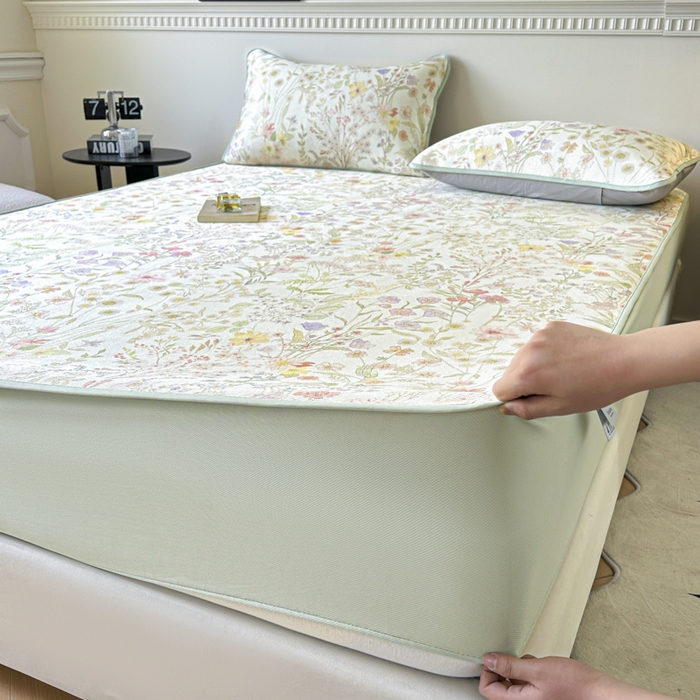 91家纺网 家纺一手货源 找家纺 宜代光年 2025新款数码印花冰藤席 床笠-冰藤醉花季