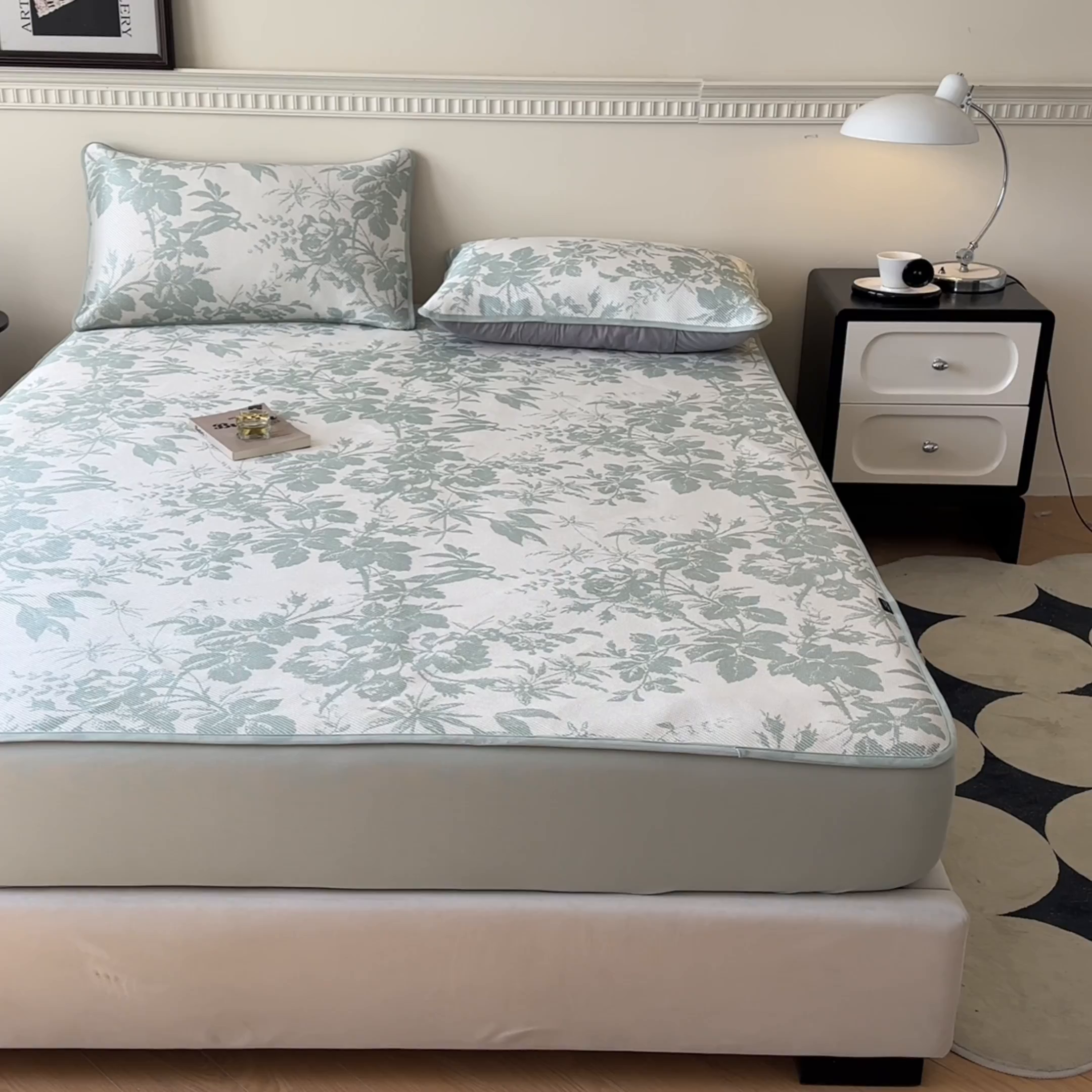 91家纺网 家纺一手货源 找家纺 宜代光年 2025新款数码印花冰藤席 床笠-冰藤繁花 绿