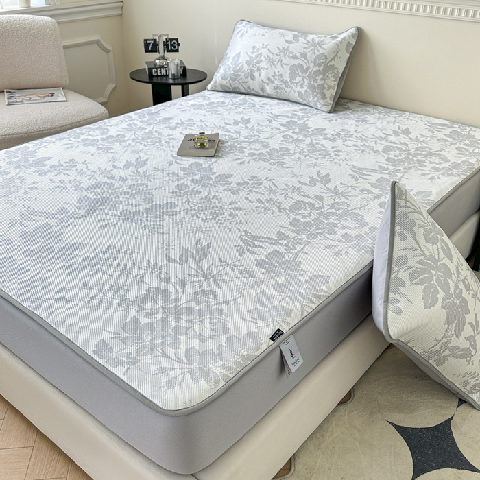 91家纺网 家纺一手货源 找家纺 宜代光年 2025新款数码印花冰藤席 床笠-冰藤繁花 灰