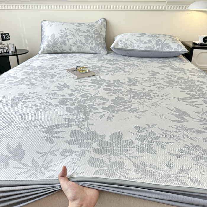 91家纺网 家纺一手货源 找家纺 宜代光年 2025新款数码印花冰藤席 床笠-冰藤繁花 灰