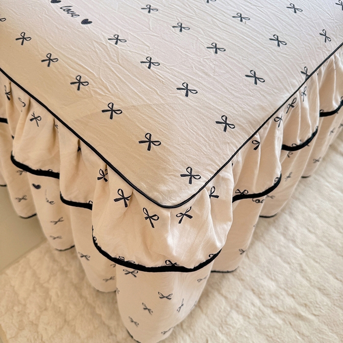 91家纺网 家纺一手货源 找家纺 优家居 2025新品水洗棉床裙单件三件套韩版水洗皱皱纱床罩直播爆款-单床裙 爱心蝴蝶结