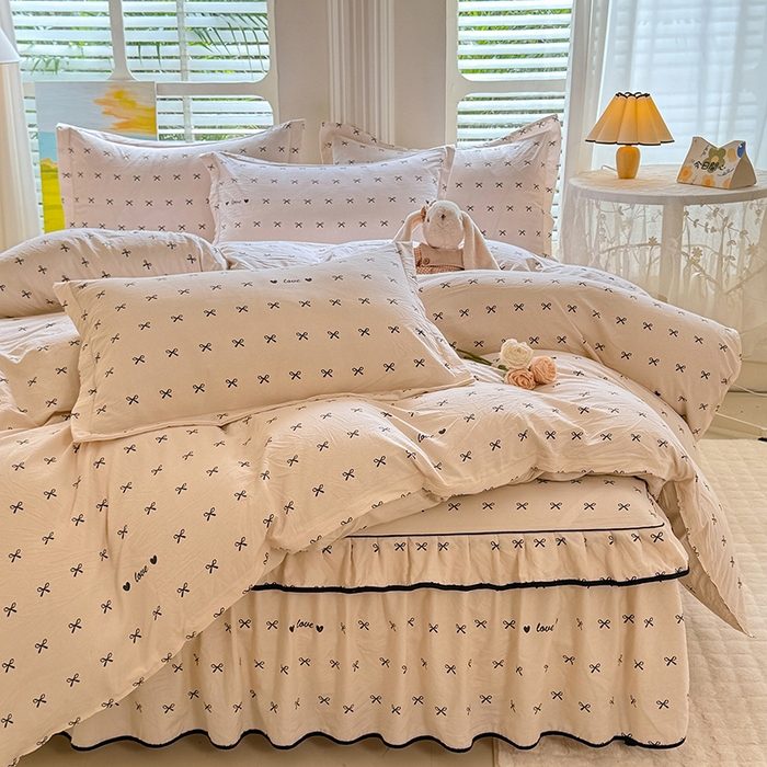 91家纺网 家纺一手货源 找家纺 优家居 2025新品水洗棉床裙单件三件套韩版水洗皱皱纱床罩直播爆款-单床裙 爱心蝴蝶结