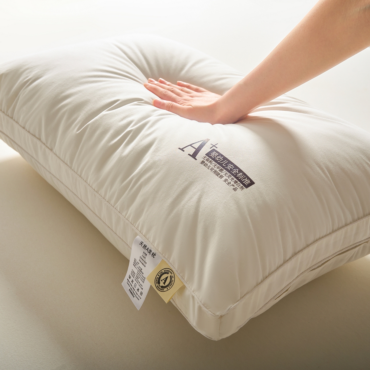 91家纺网 家纺一手货源 找家纺 鼎晟纺 2025新款棉语A类亲肤舒适枕学生成人枕头全棉枕芯 全棉双边款