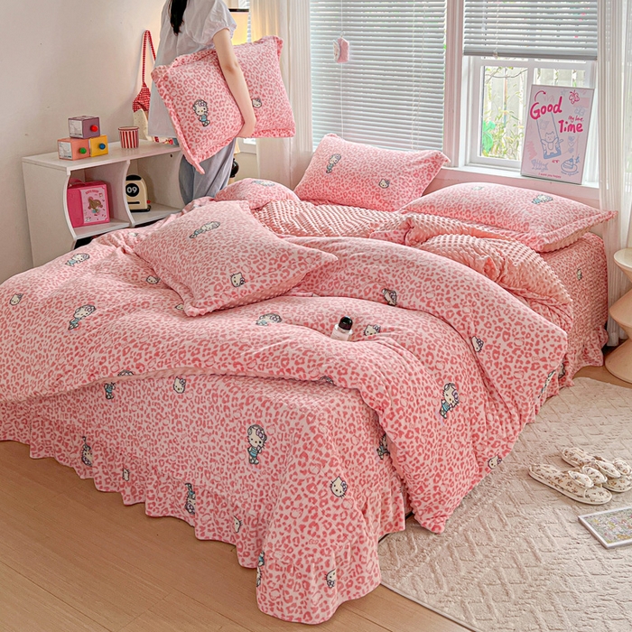 91家纺网 家纺一手货源 找家纺 一比一 2025新款加厚保暖豆豆牛奶绒床盖款四件套豹纹KT - 粉