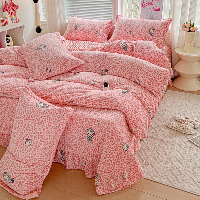 91家纺网 家纺一手货源 找家纺 一比一 2025新款加厚保暖豆豆牛奶绒床盖款四件套豹纹KT - 粉