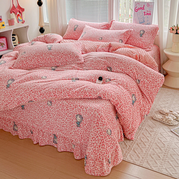 91家纺网 家纺一手货源 找家纺 一比一 2025新款加厚保暖豆豆牛奶绒床盖款四件套豹纹KT - 粉