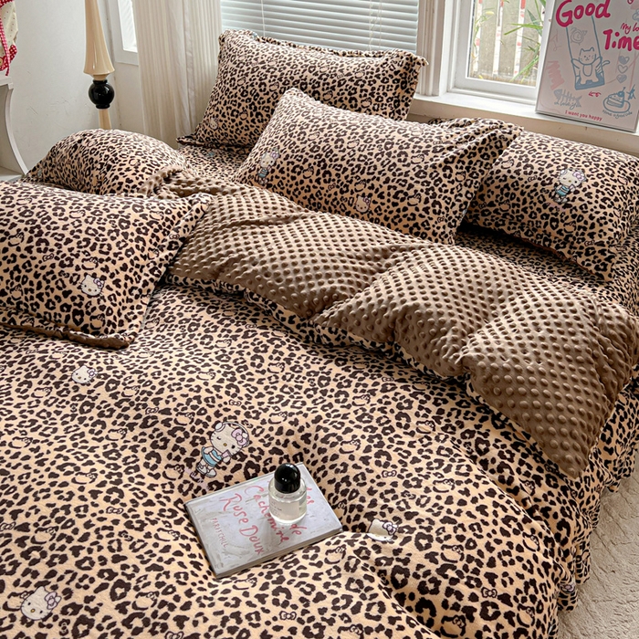 91家纺网 家纺一手货源 找家纺 一比一 2025新款加厚保暖豆豆牛奶绒床盖款四件套豹纹KT- 咖