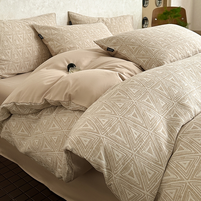 91家纺网 家纺一手货源 找家纺 （总）宜代光年 2025新款色织水洗棉提花四件套（第一批）