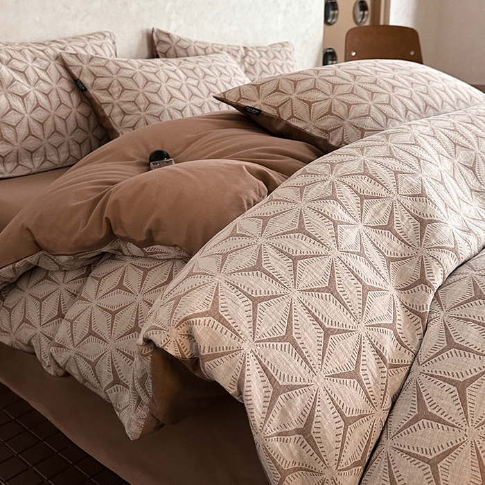 91家纺网 家纺一手货源 找家纺 宜代光年 2025新款色织水洗棉提花四件套（第一批） 雪片花-暖橘