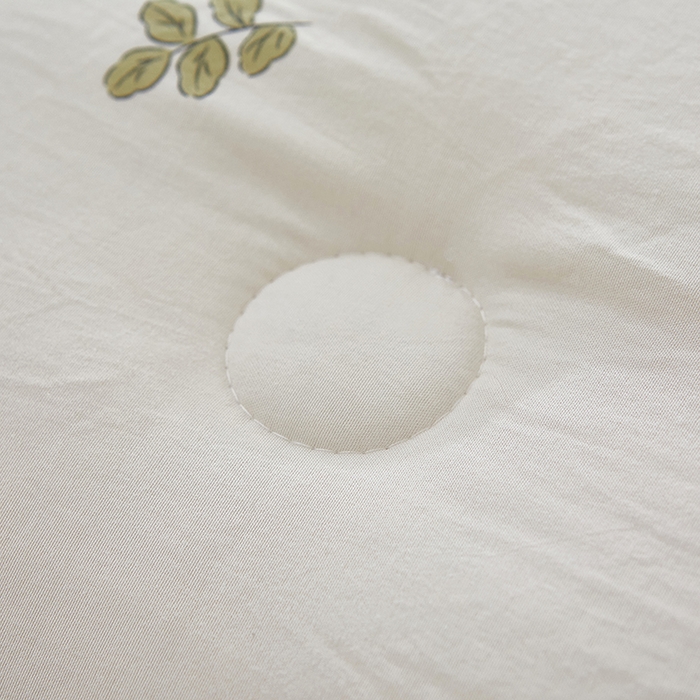 91家纺网 家纺一手货源 找家纺 中国龙家纺 2023新款A类水洗棉豆豆绒加厚冬被 花园兔