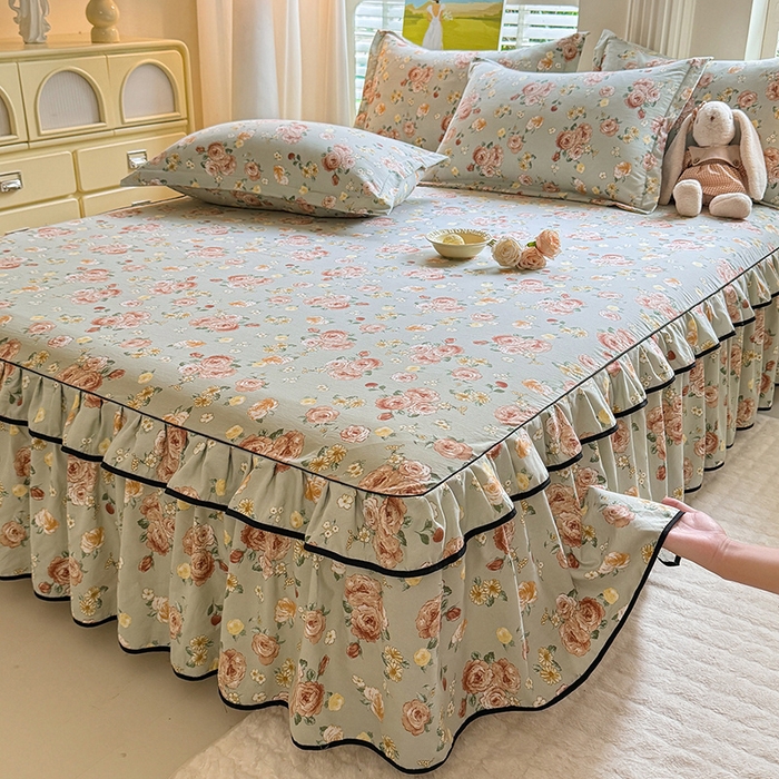 91家纺网 家纺一手货源 找家纺 优家居 2025新品水洗棉床裙单件三件套韩版水洗皱皱纱床罩直播爆款-单床裙 花花田园