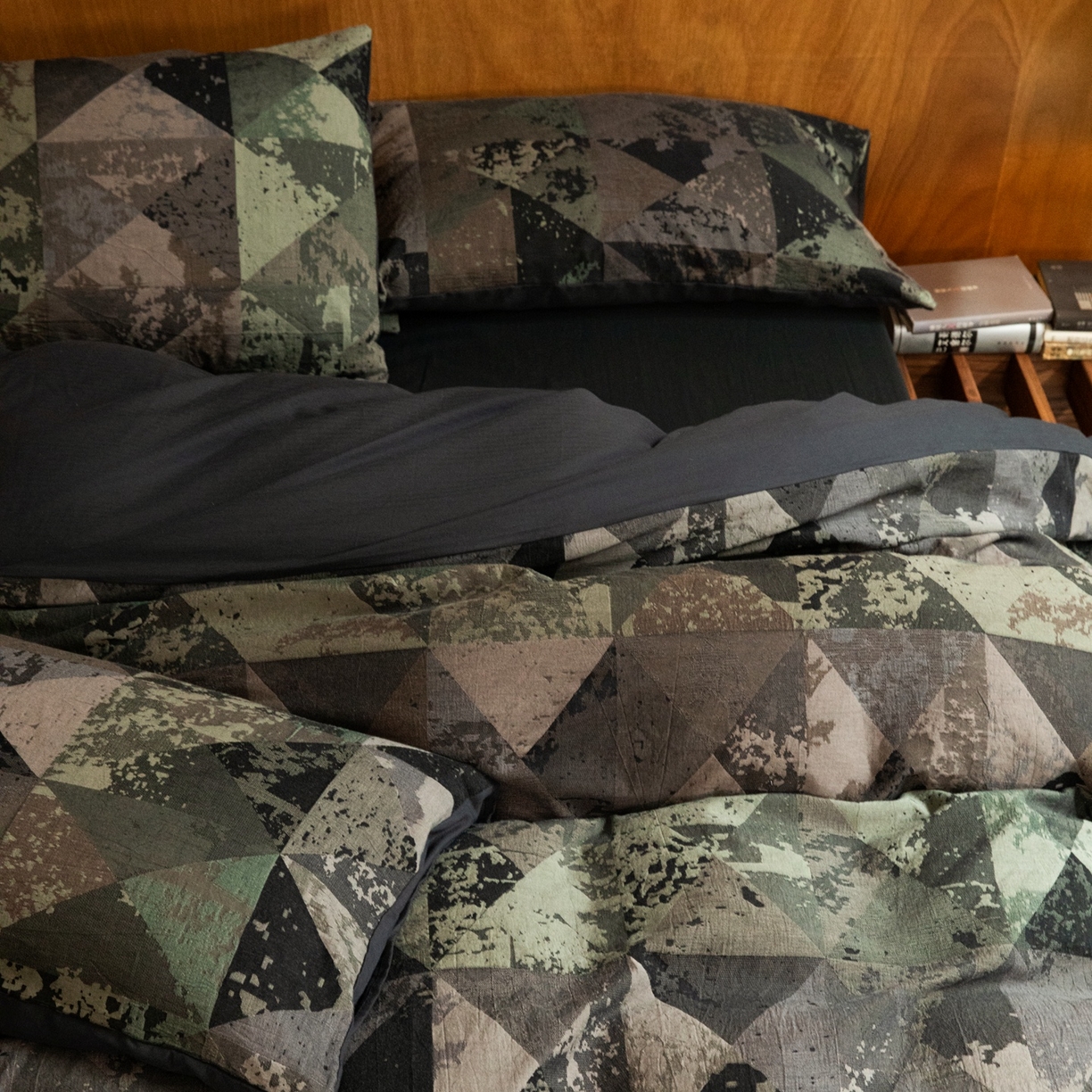 91家纺网 家纺一手货源 找家纺 （总）山舍家居 2025新款全棉纯棉色织提花磨毛四件套-弥岛