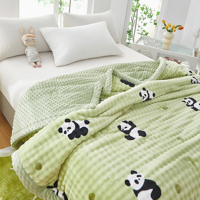 91家纺网 家纺一手货源 找家纺 中国龙家纺 2025新款双面可用兔毛绒豆豆被被子被芯 熊猫点点-绿