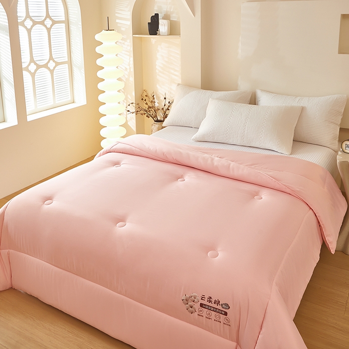 91家纺网 家纺一手货源 找家纺 中国龙家纺 2025新款亲肤水洗棉棉花被被子被芯 云眠-粉