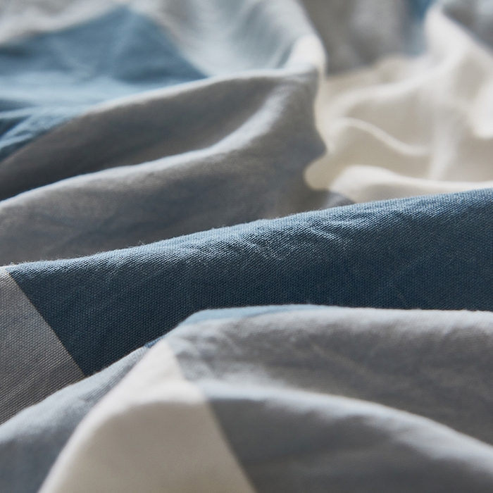 91家纺网 家纺一手货源 找家纺 中国龙家纺 2025新款亲肤水洗棉棉花被被子被芯 蓝中格