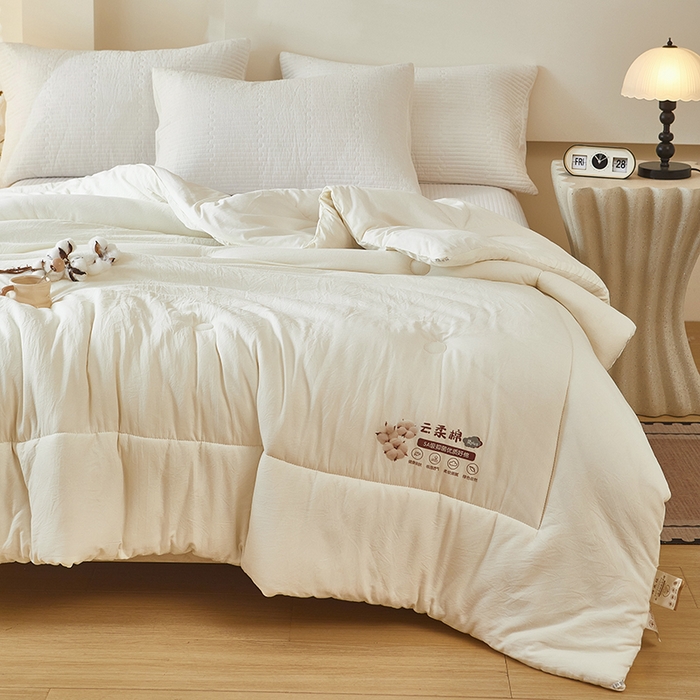 91家纺网 家纺一手货源 找家纺 中国龙家纺 2025新款亲肤水洗棉棉花被被子被芯 云眠-米